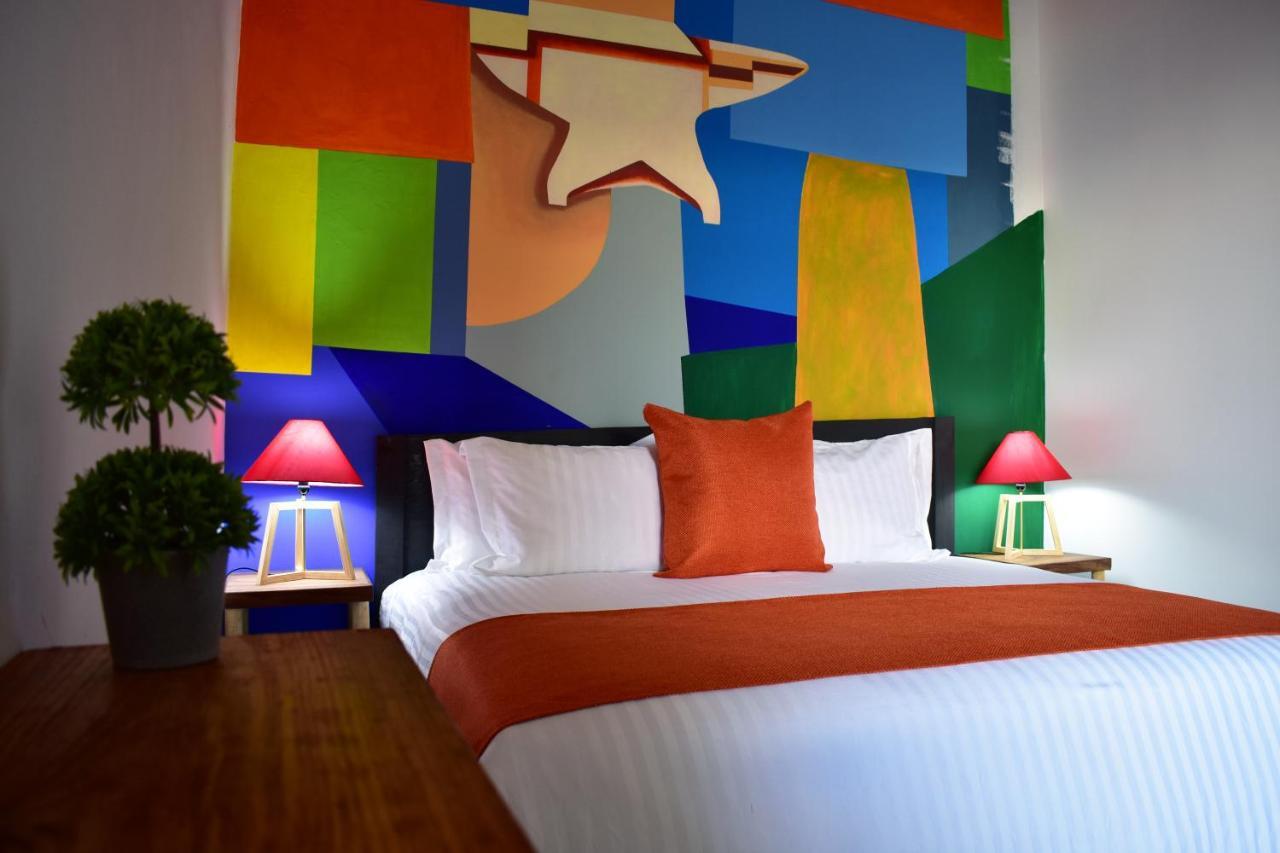 Tlaquepaque Pueblito Hotel ภายนอก รูปภาพ